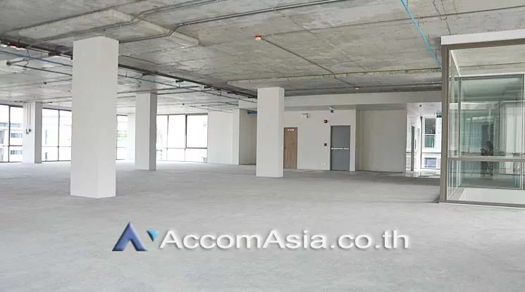  Office space For Rent in Sukhumvit, Bangkok  near BTS Punnawithi (AA15222)